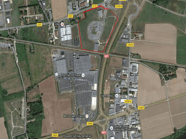 Terrain de 1,8 ha à Creysse