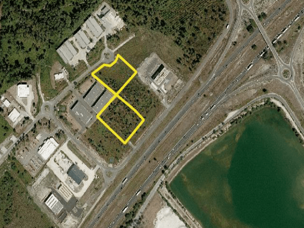 Terrain de 6 633 m² à vendre à Mios