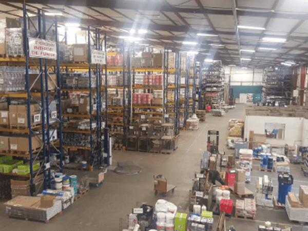Bâtiment logistique de 6 300 m² à Dissay