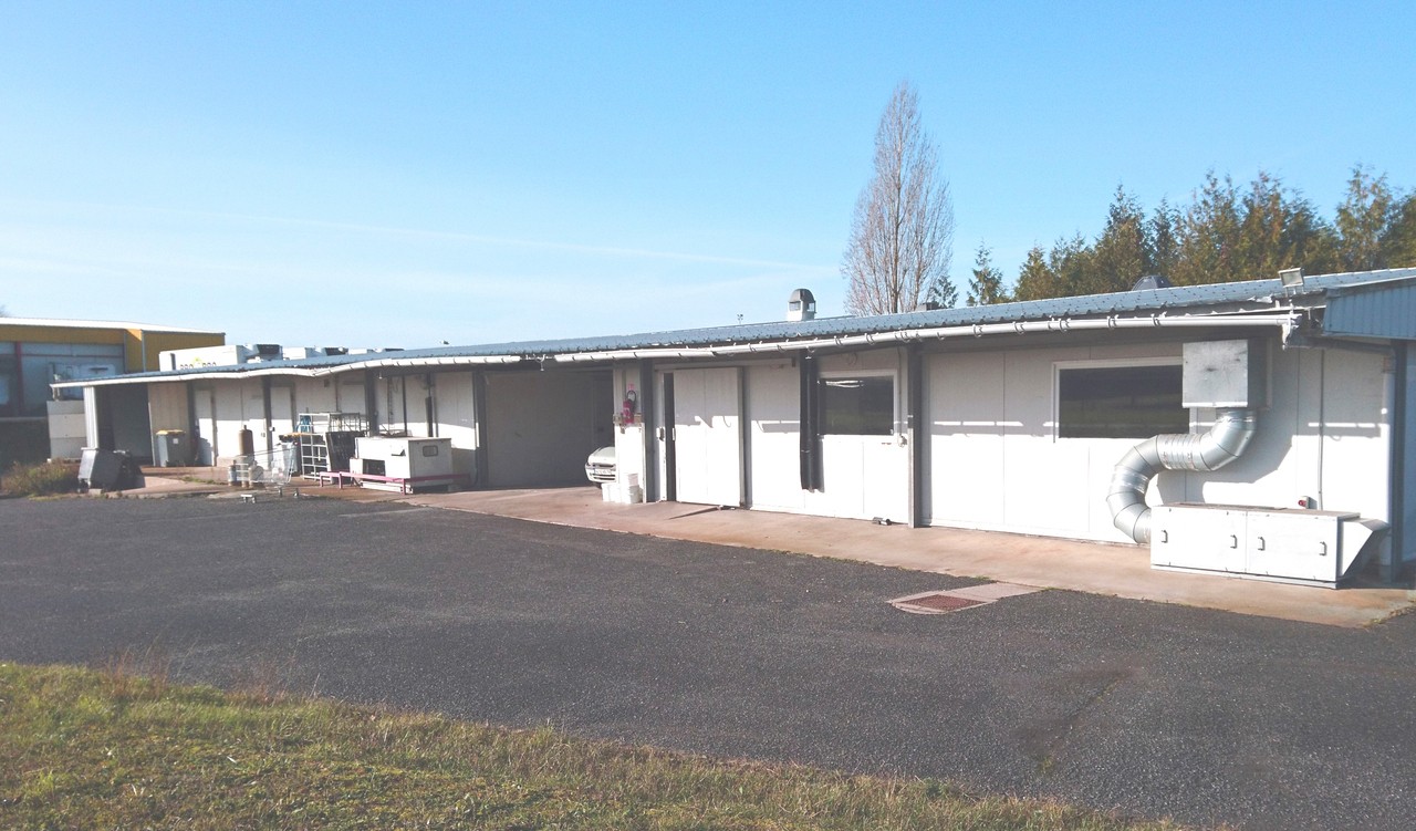 Local agroalimentaire de 1200 m² à vendre ou louer à Poitiers