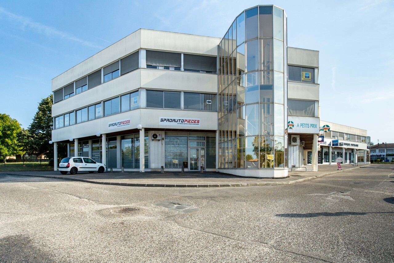 Villenave d'Ornon rocade (sortie 18) bureau 45m²
