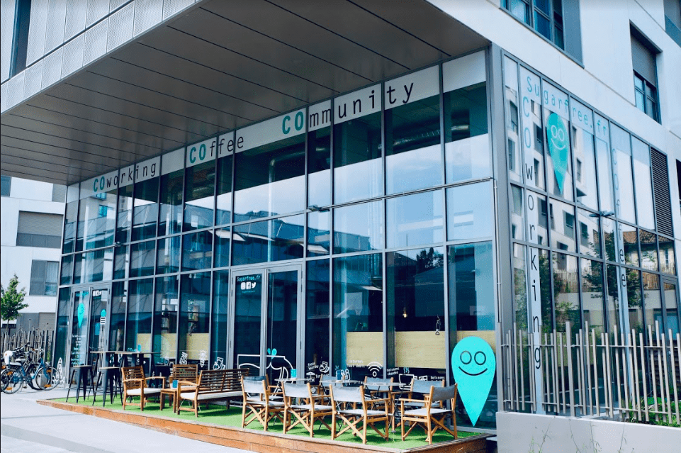 Bureaux à louer - Coworking de 170m2 à proximité de la Gare St-Jean
