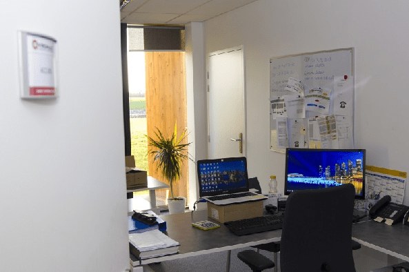 Location hôtel d'entreprise de 15 à 20 m2 à Thèze-Miossens (Pépinière Espelida, Communauté de Communes des Luys en Béarn)