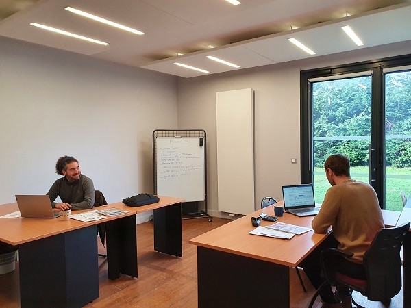 Bureau tout équipé de 12 m² en espace partagé - 132 € HT / mois