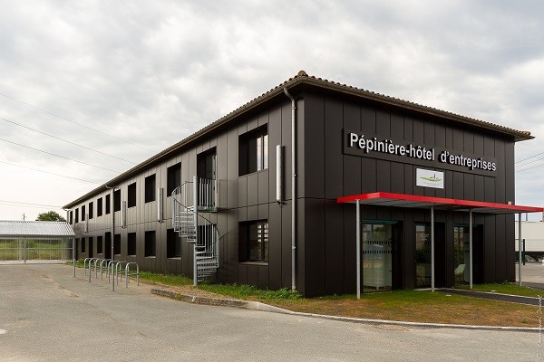 Bureaux de 11.7 à 55m² à louer à Izon - Pépinière - Hôtel d'entreprises