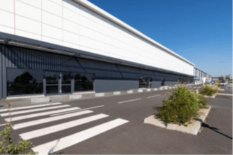 Vente locaux commerciaux ou d’activités Neuville de Poitou 3 621 m²