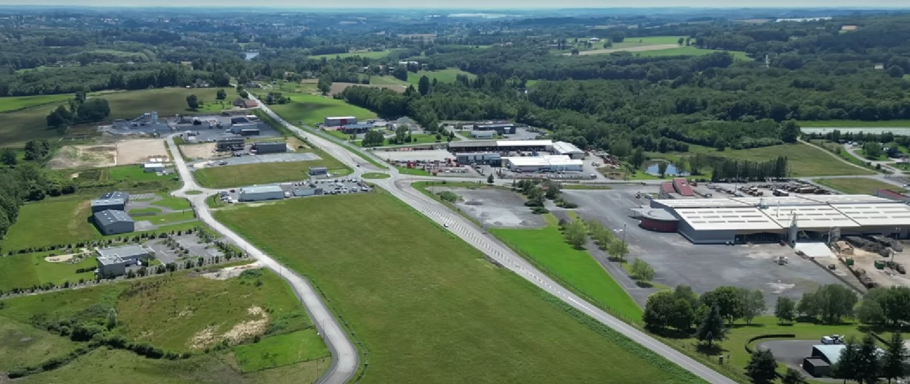 Beaux terrains à vendre - Pôle d'activités AREDIA 2 - Saint Yrieix La Perche (87)
