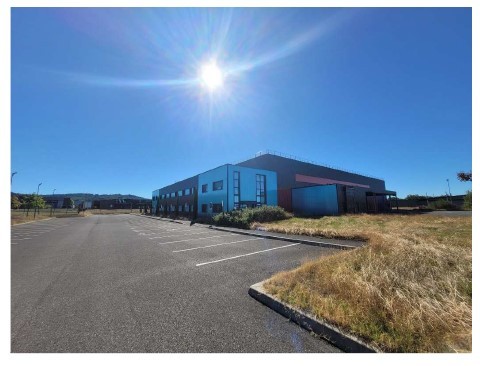 Bâtiment industriel récent de 4 474 m² à Brive (19)
