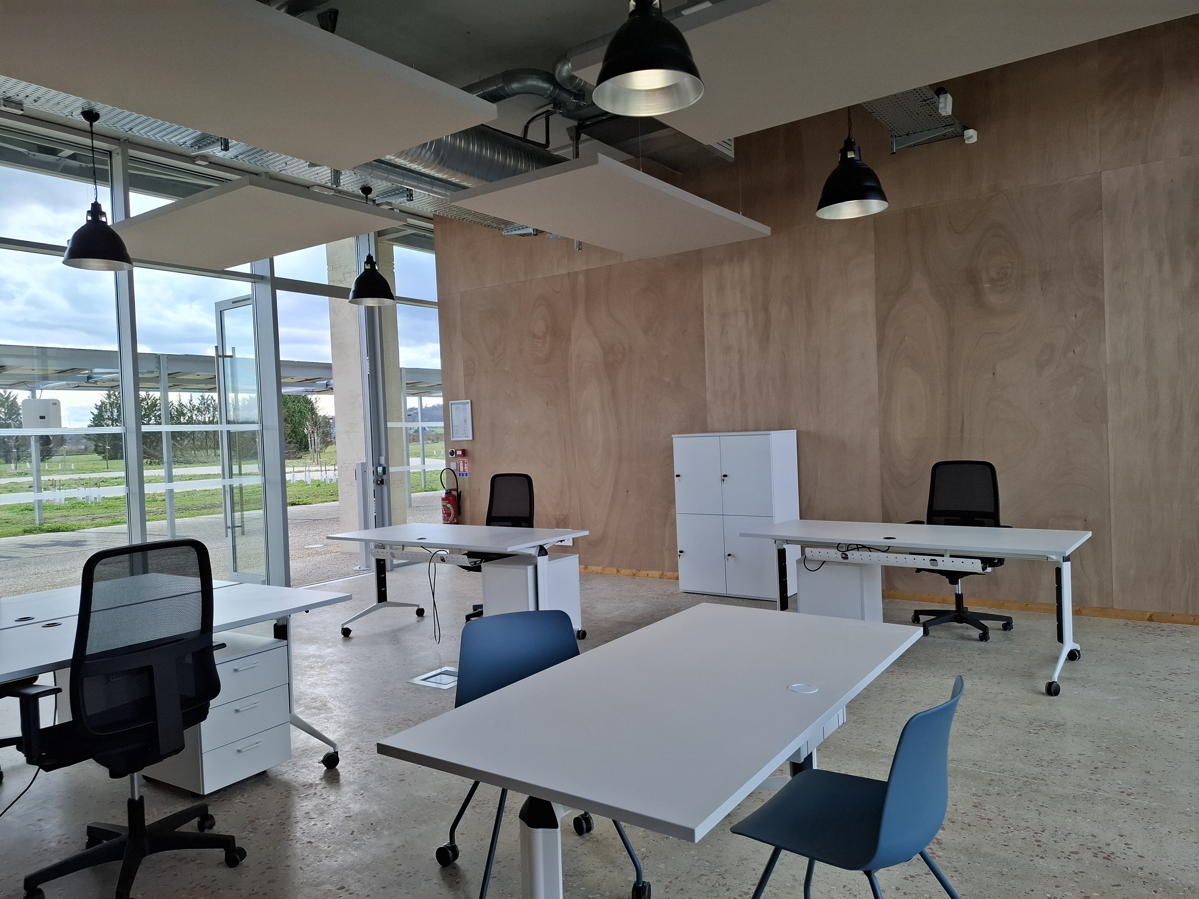 Bureau 58 m² pépinière d'entreprises Technopole Agen (47)