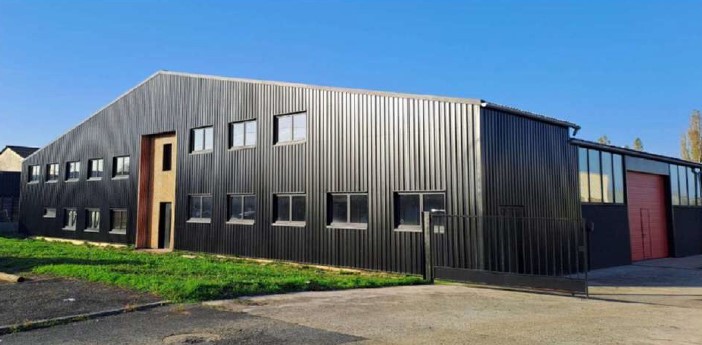 A vendre local d'activité de 3000 m² ZA Nord Châtellerault (86)
