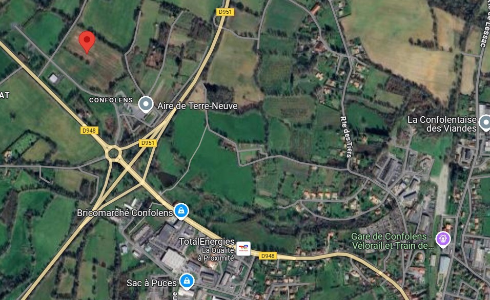 Terrain 4,6 ha à vendre ZAE Terres Neuves à Confolens (16)