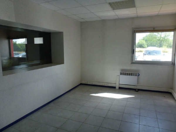 Entrepôt avec chambres froides en Zone Industrielle Nord de Limoges