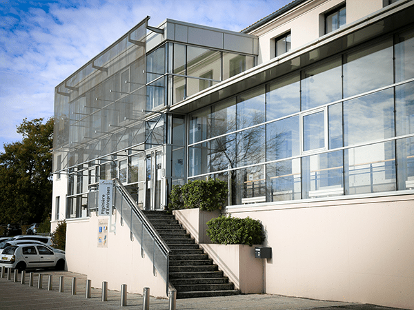 Bureaux en pépinière et Hotel d'entreprises à partir de 30m² à Angoulême