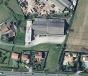 Bâtiment atelier et bureaux à louer ou vendre à Saintes (17)