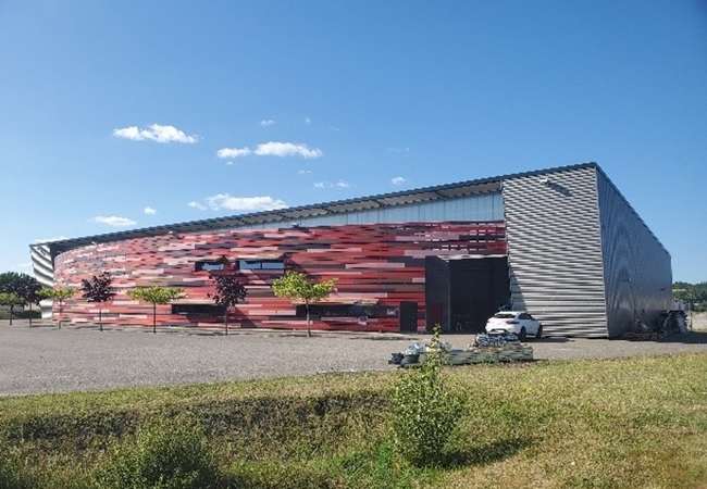 A vendre 2190 m² d'ateliers et bureaux à Marmande (47)